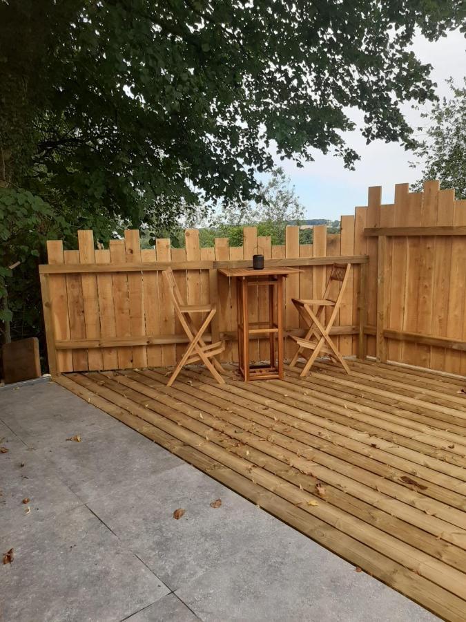 La Cabane Ofuro Βίλα Celles  Εξωτερικό φωτογραφία