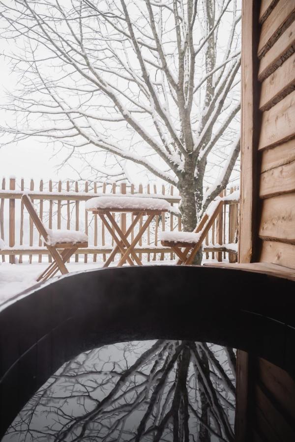 La Cabane Ofuro Βίλα Celles  Εξωτερικό φωτογραφία